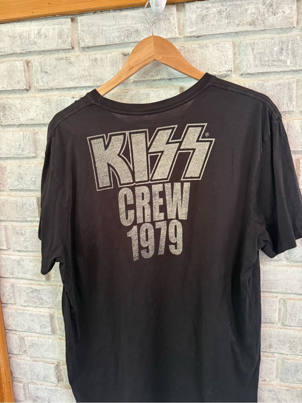 KISS Crew 1979 Black Graphic Tee from Lucky Brand size xl